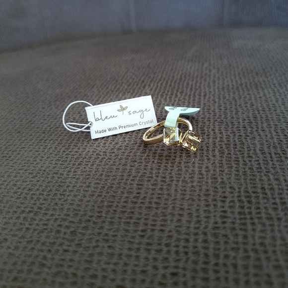 bleu💙 sage Champagne🍾 Colored Cube🧊 Crystals💎 Bypass Ring - NWT - Picture 15 of 16